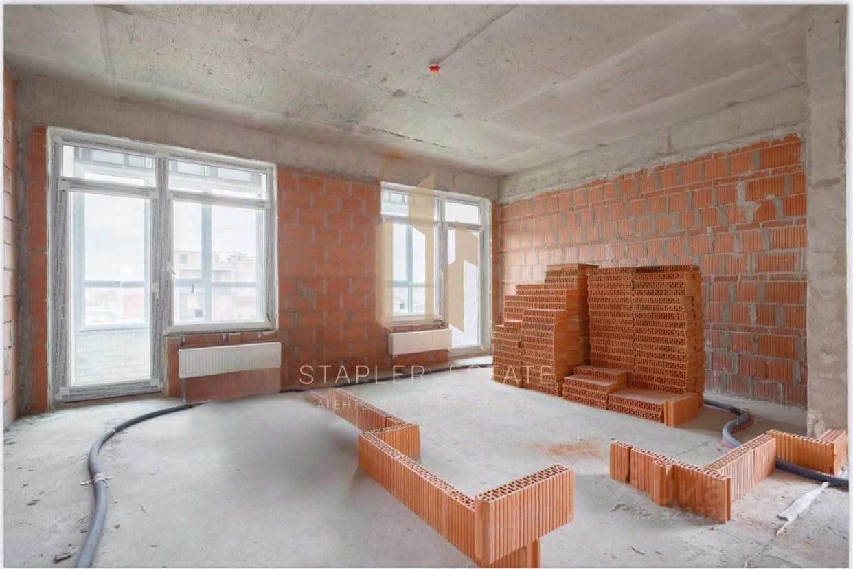 Продажа 4-комн квартиры на вторичном рынке Мантулинская улица, 9к5