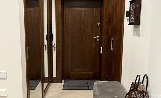 Продажа 3-комн квартиры на вторичном рынке Стремянная улица,  д. 15/1