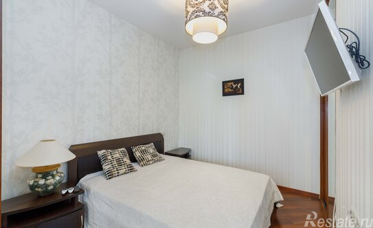 Продажа 1-комн квартиры на вторичном рынке Мичуринский пр-кт,  д. 7