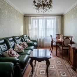 Аренда 3-комн квартиры на вторичном рынке ул Паперника,  д. 4