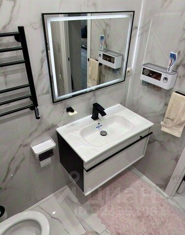 Продажа 2-комн квартиры на вторичном рынке улица Адмирала Макарова, 6А