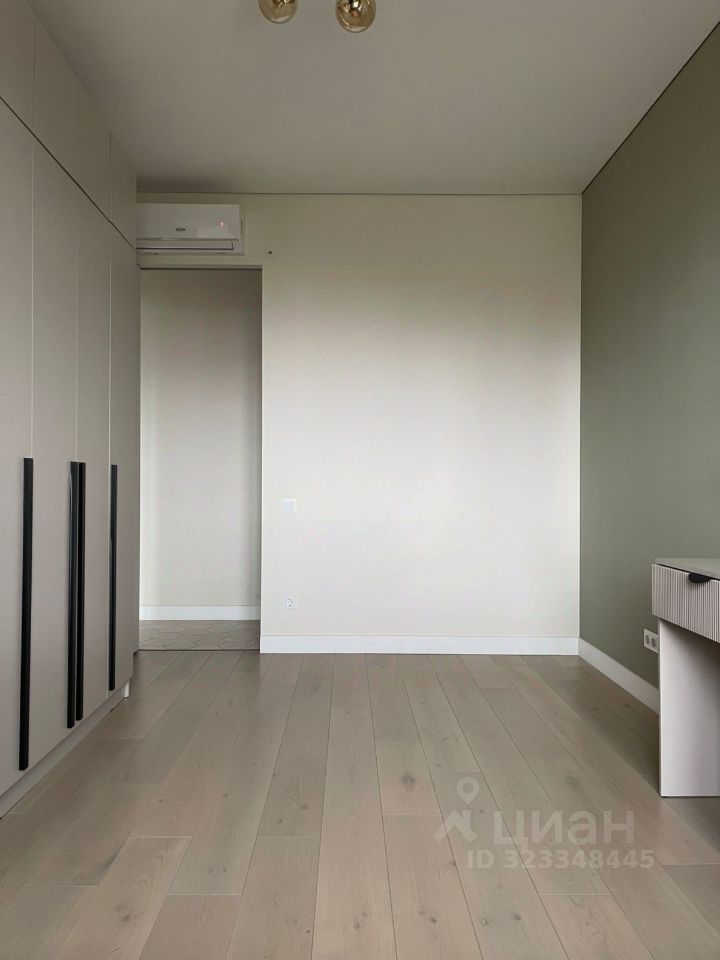 Аренда 3-комн квартиры на вторичном рынке улица Годовикова, 11к5