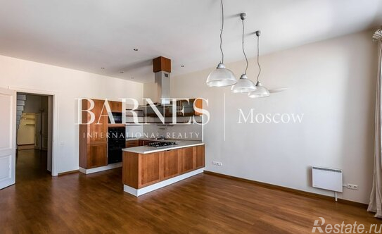 Продажа 6-комн квартиры на вторичном рынке Реки Мойки наб,  д. 6