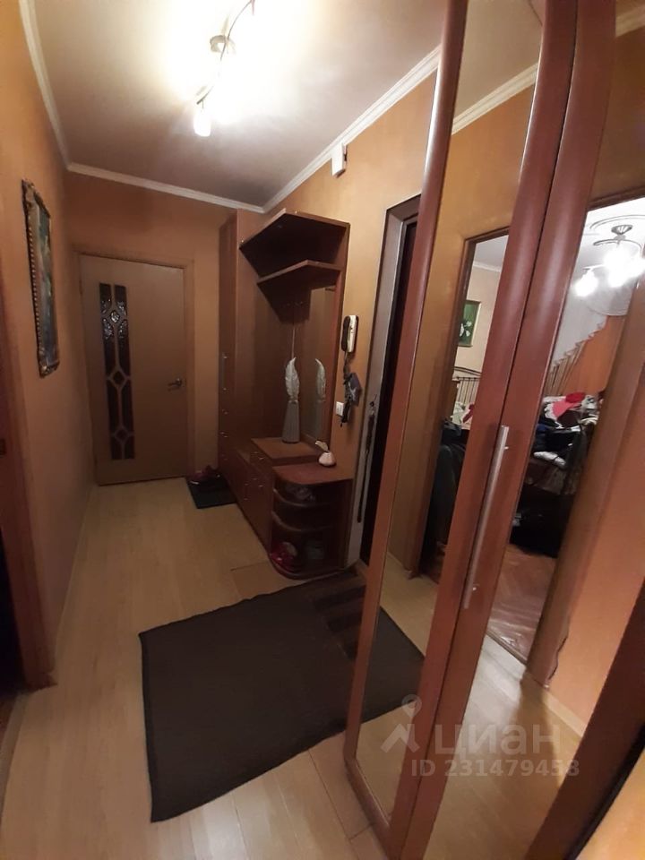 Аренда 2-комн квартиры на вторичном рынке Новоясеневский проспект, 16К1