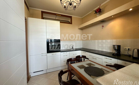 Продажа 3-комн квартиры на вторичном рынке ул Ватутина,  д. 18,  к. 2