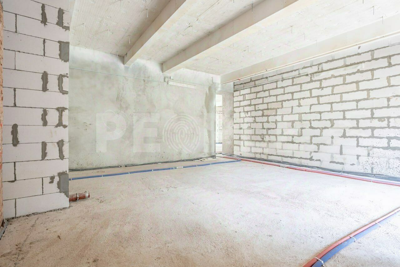 Продажа 4-комн квартиры на вторичном рынке улица Большая Полянка, 44