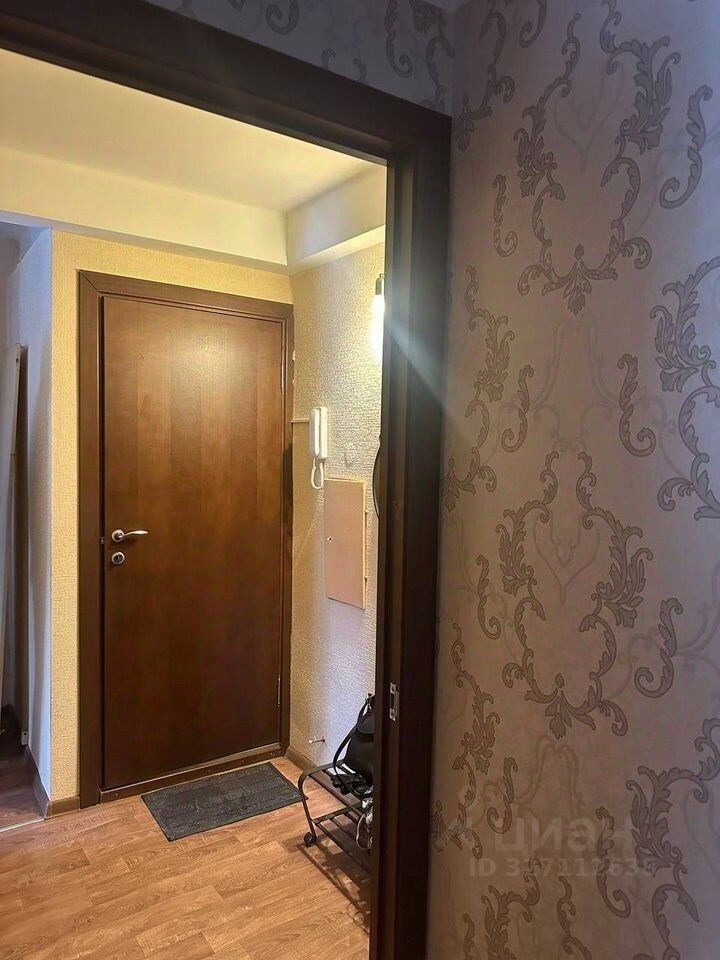 Продажа 3-комн квартиры на вторичном рынке Новоизмайловский проспект, 32К3