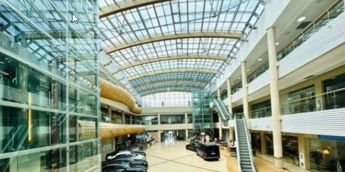 Помещение свободного назначения Лахтинский пр-кт,  д. 85,  к. 2