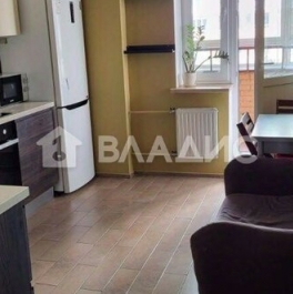 Продажа 2-комн квартиры на вторичном рынке Радиальная 6-я ул,  д. 3 к6