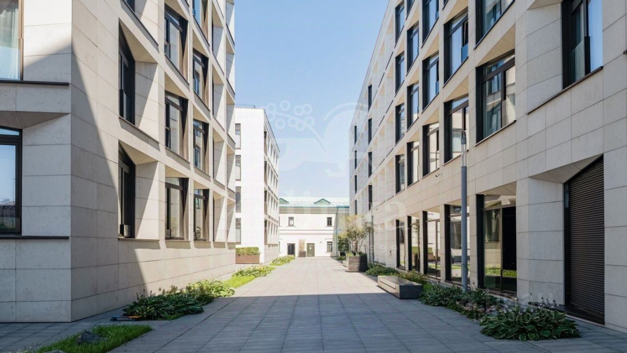 Продажа 3-комн квартиры на вторичном рынке Садовническая улица, 29
