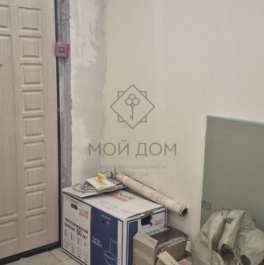 Продажа 2-комн квартиры на вторичном рынке улица Вертолётчиков,  д. 4 к6