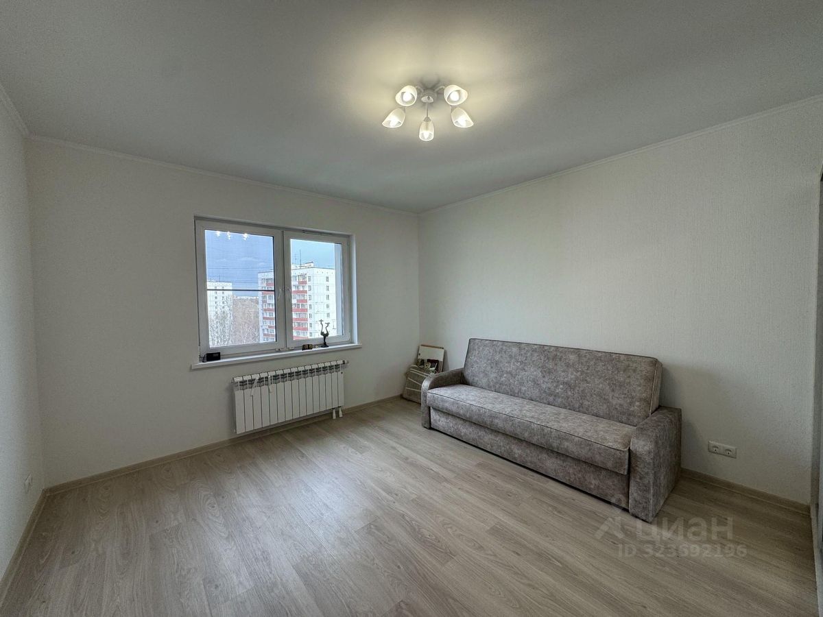 Продажа 2-комн квартиры на вторичном рынке улица Яблочкова, 28