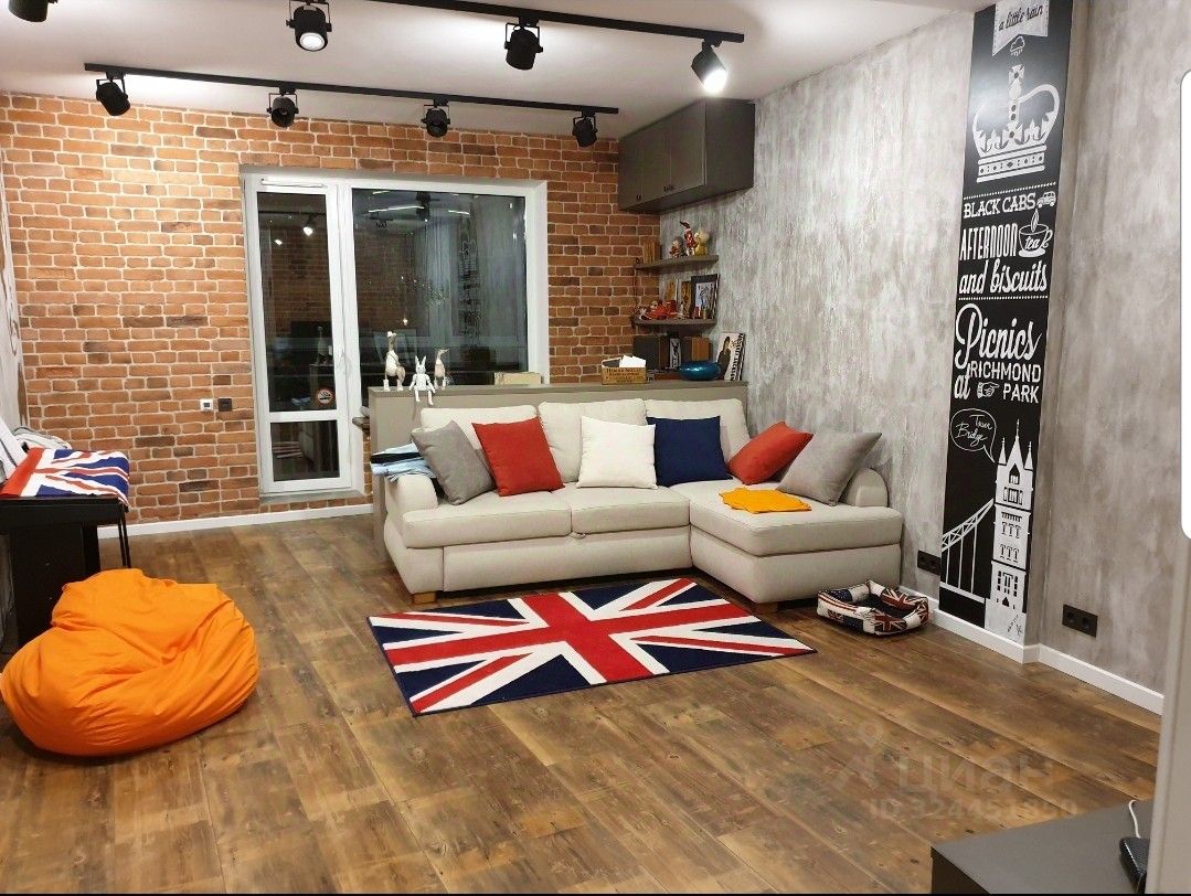 Продажа 3-комн квартиры на вторичном рынке улица Красуцкого, 3М