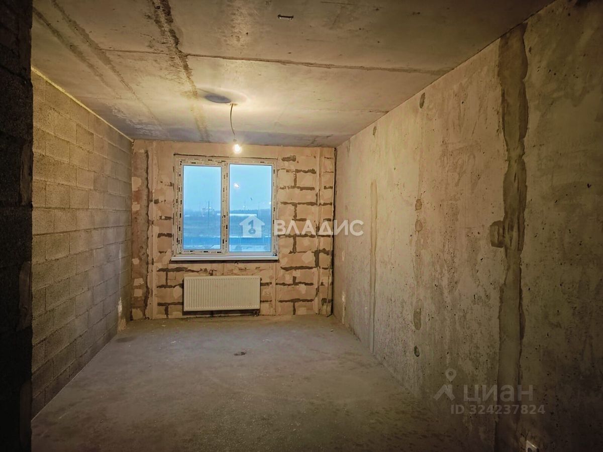 Продажа 1-комн квартиры на вторичном рынке пос. Янино-1, улица Заводская, 18к2