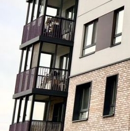 Продажа 2-комн квартиры на вторичном рынке пос. Янино-1, улица Оранжевая, 12к1