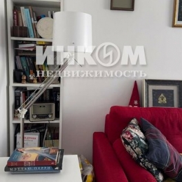 Продажа 2-комн квартиры на вторичном рынке улица Лестева,  д. 20