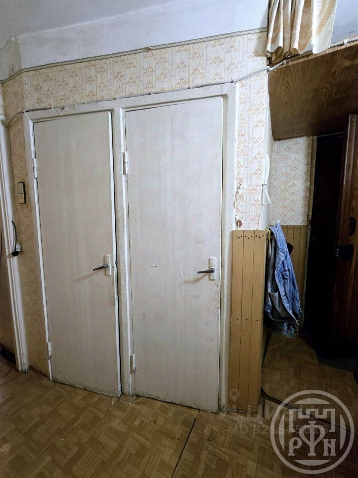 Продажа 1-комн квартиры на вторичном рынке проспект Космонавтов, 66