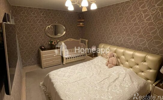 Продажа 3-комн квартиры на вторичном рынке Полимерная улица,  д. 7