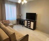 Продать Квартиры вторичка Ветеранов пр-кт  179 