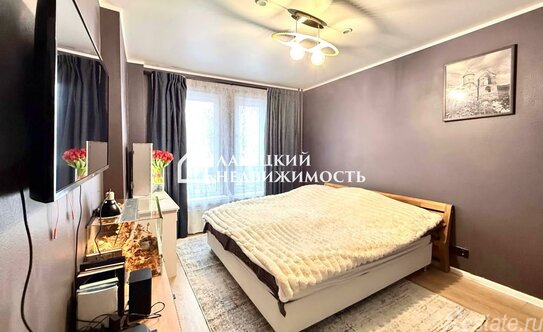 Продажа 2-комн квартиры на вторичном рынке ул Михайлова,  д. 30А,  к. 3