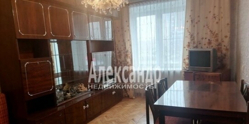 2-комн квартира улица Белы Куна,  д. 5