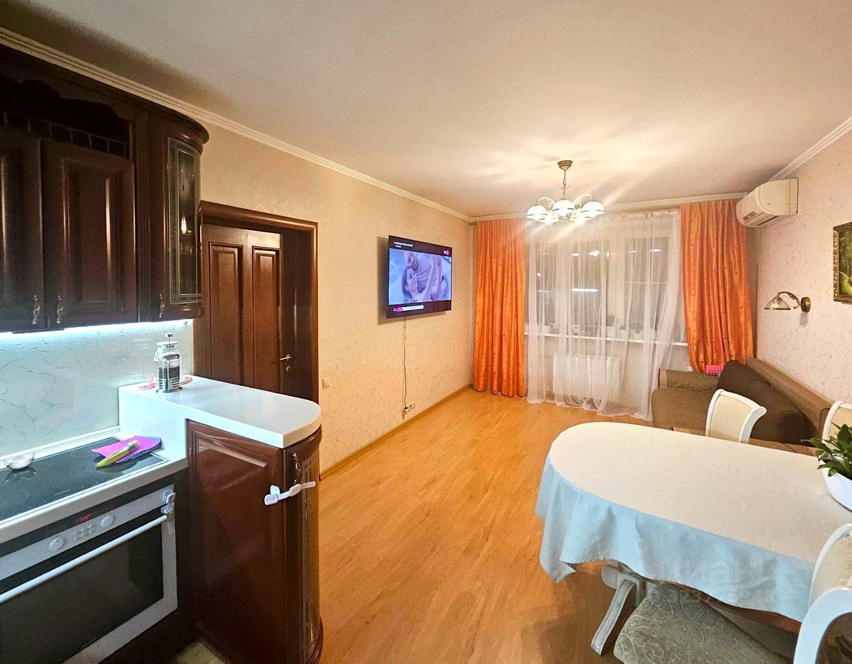 Продажа 4-комн квартиры на вторичном рынке улица Васильцовский Стан, 10к1