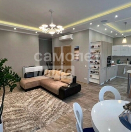 Продажа 3-комн квартиры на вторичном рынке ул Коминтерна,  д. 28,  к. 1
