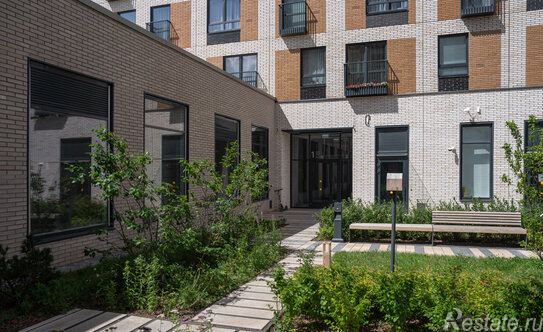 Продажа 2-комн квартиры на вторичном рынке ул Красноказарменная,  д. 15,  к. 1