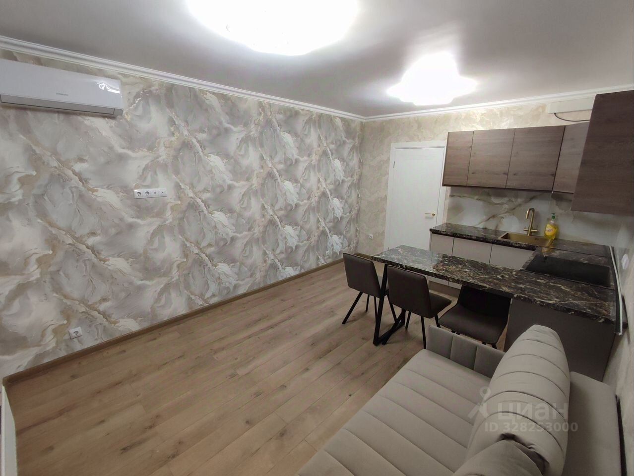 Аренда 3-комн квартиры на вторичном рынке Центральный кв-л, д. Сапроново, Купелинка мкр,  д. 7