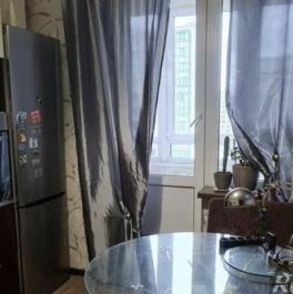 Продажа 2-комн квартиры на вторичном рынке Мурино г, Шувалова ул,  д. 25 к1