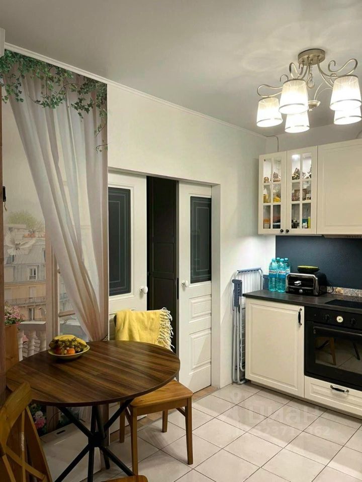 Продажа 1-комн квартиры на вторичном рынке Ясеневая улица, 12к1