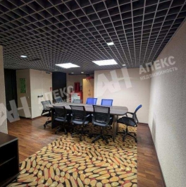 Аренда торгового помещения Кантемировская ул