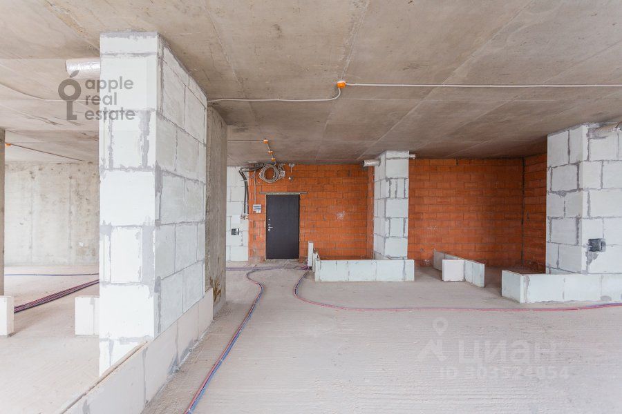 Продажа 5-комн квартиры на вторичном рынке Верхняя улица, 20к1