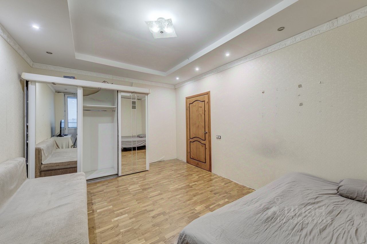 Продажа 2-комн квартиры на вторичном рынке улица Чистова, 16к7