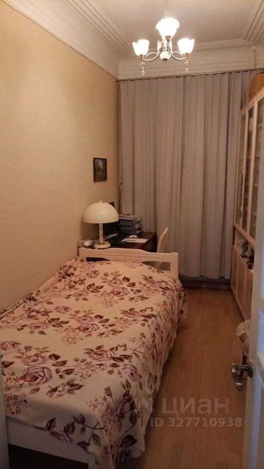 Продажа 3-комн квартиры на вторичном рынке улица Блохина, 12