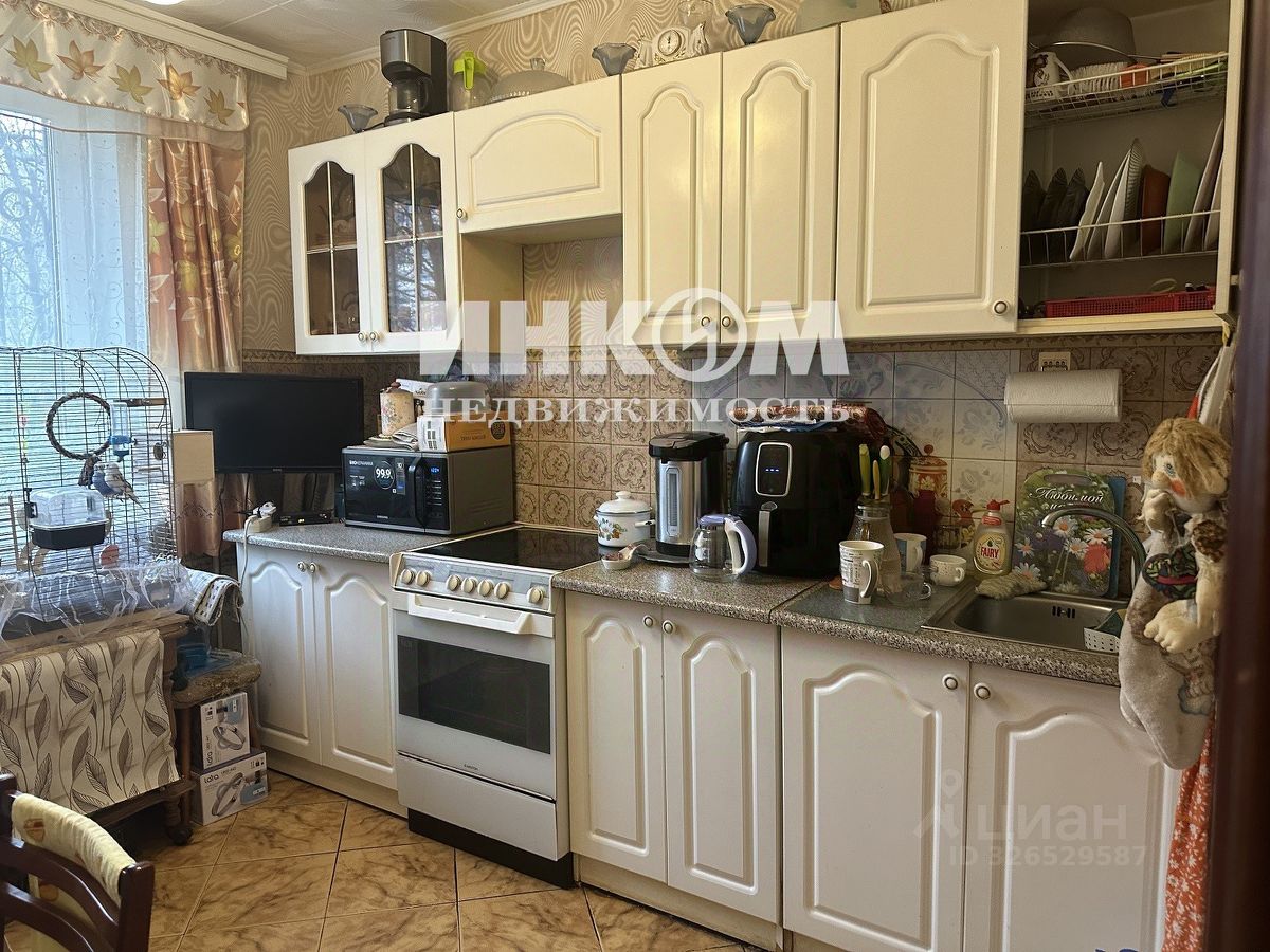 Продажа 2-комн квартиры на вторичном рынке Гурьевский проезд, 11К2