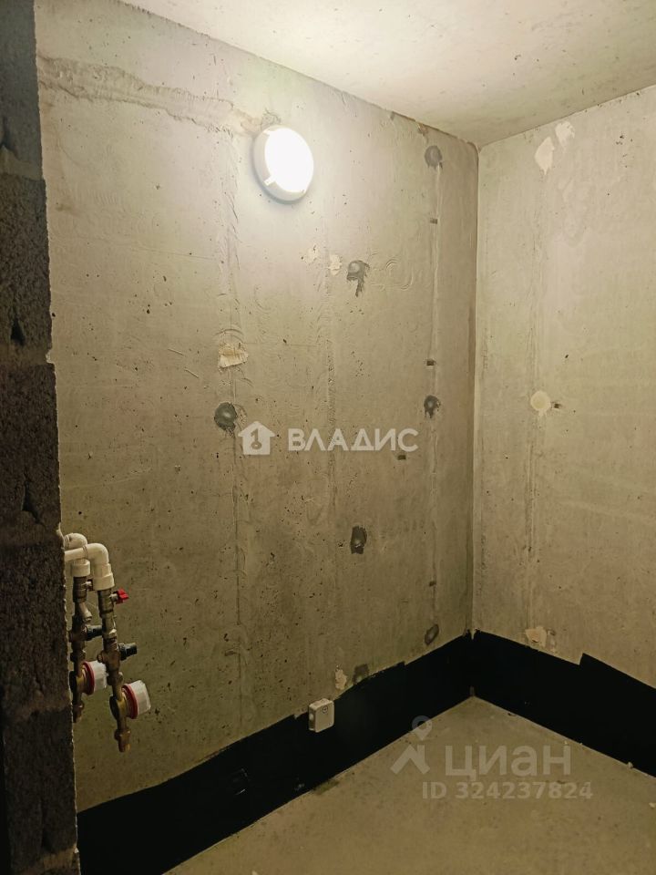 Продажа 1-комн квартиры на вторичном рынке пос. Янино-1, улица Заводская, 18к2