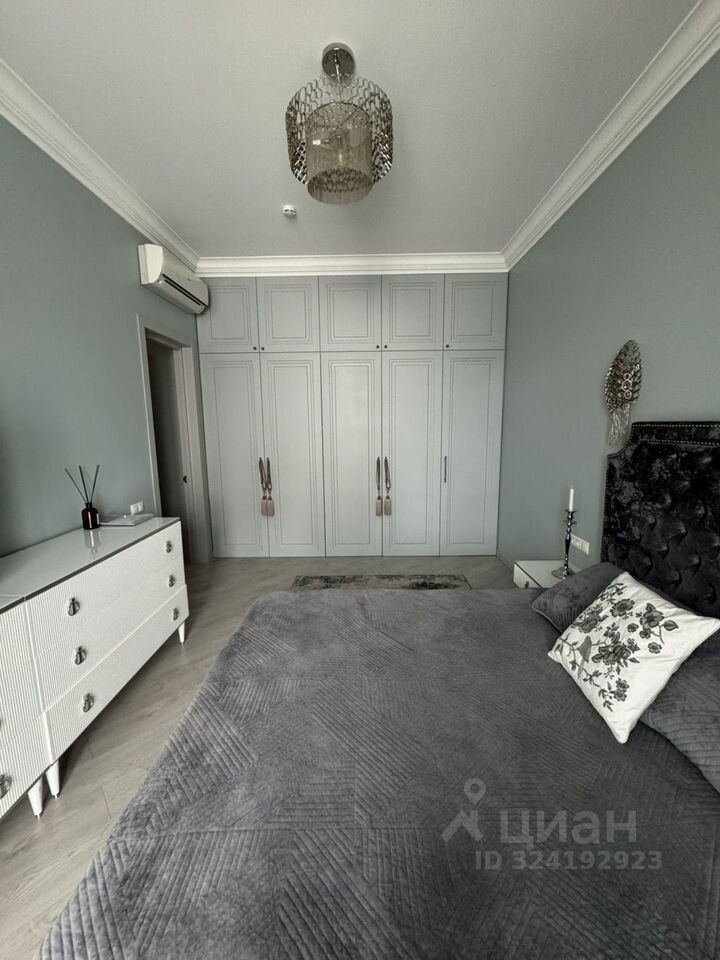 Продажа 2-комн квартиры на вторичном рынке Рощинская 2-я ул,  д. 1