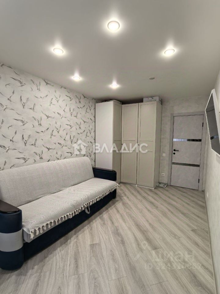 Продажа 2-комн квартиры на вторичном рынке Новоорловская улица, 10