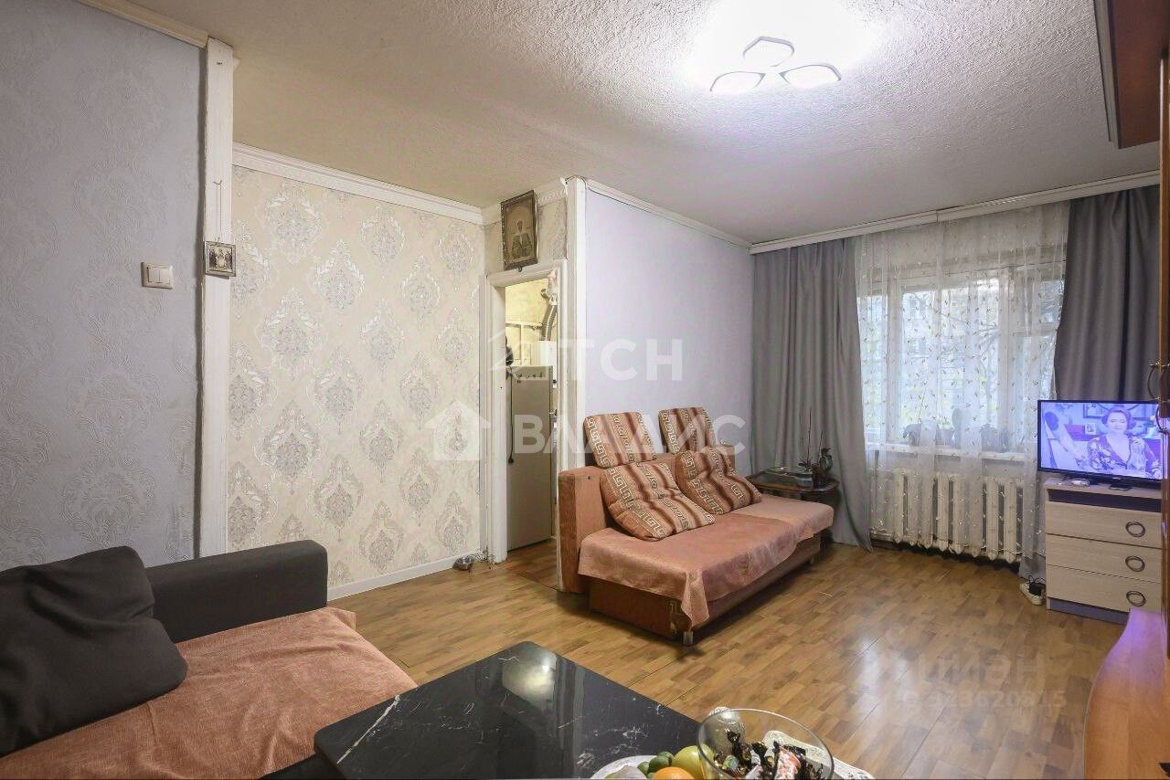 Продажа 2-комн квартиры на вторичном рынке пос. Лесные Поляны, улица Ленина, 7