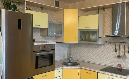 Аренда 3-комн квартиры на вторичном рынке Привольная улица,  д. 56