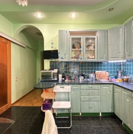 Продажа 2-комн квартиры на вторичном рынке ул Новощукинская,  д. 1