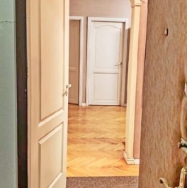 Продажа 3-комн квартиры на вторичном рынке Соколиной Горы 5-я ул,  д. 18 к2