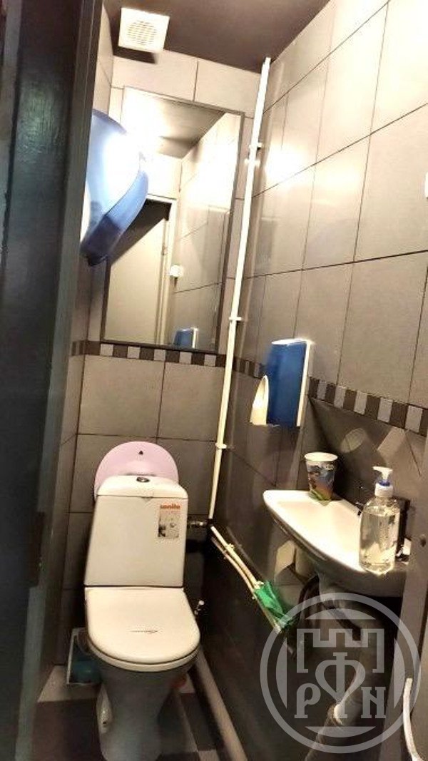 Продажа торгового помещения Димитрова ул. ,  д. 43