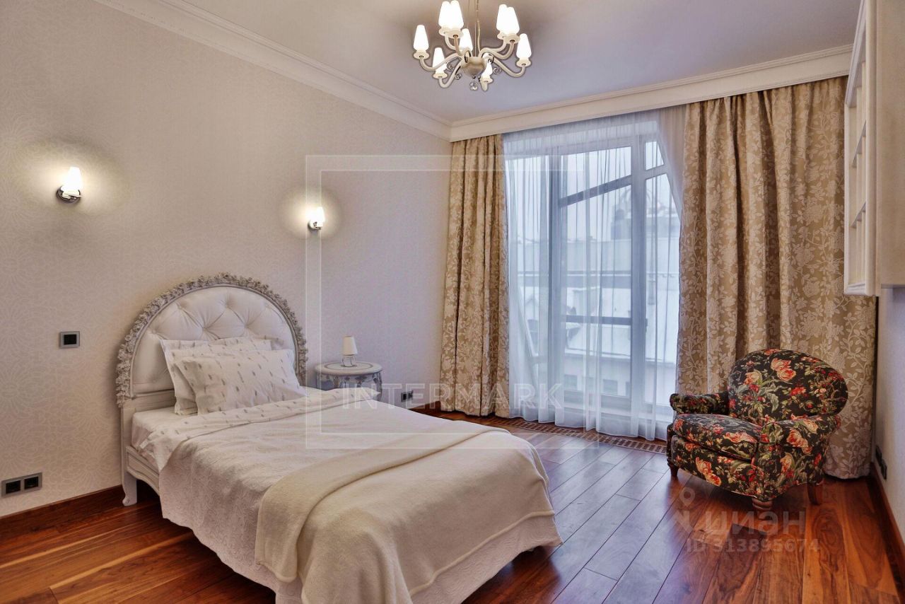 Продажа 5-комн квартиры на вторичном рынке Борисоглебский переулок, 13С2