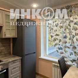 Продажа 2-комн квартиры на вторичном рынке Солнечногорская улица,  д. 11