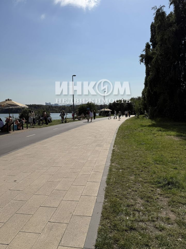 Продажа 3-комн квартиры на вторичном рынке улица Маршала Катукова, 24к6