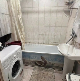 Продажа 1-комн квартиры на вторичном рынке Интернациональная улица,  д. 2 к1