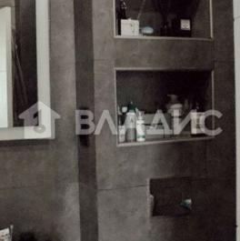 Продажа 2-комн квартиры на вторичном рынке Красный Посёлок, улица Фадеева,  д. 18