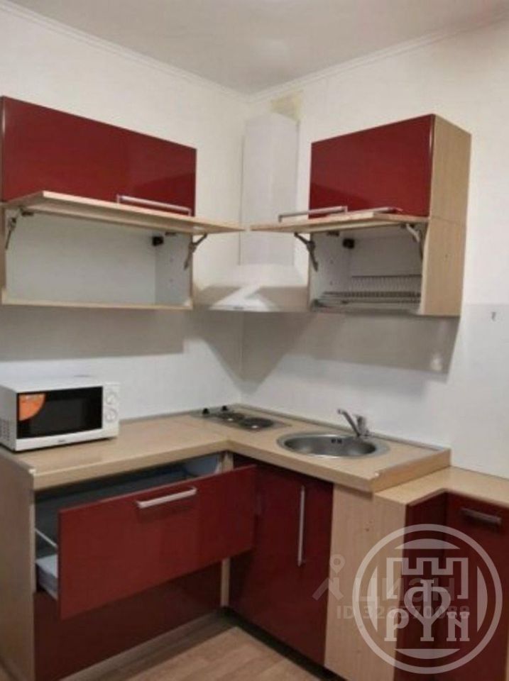 Продажа 1-комн квартиры на вторичном рынке улица Адмирала Черокова, 18к3